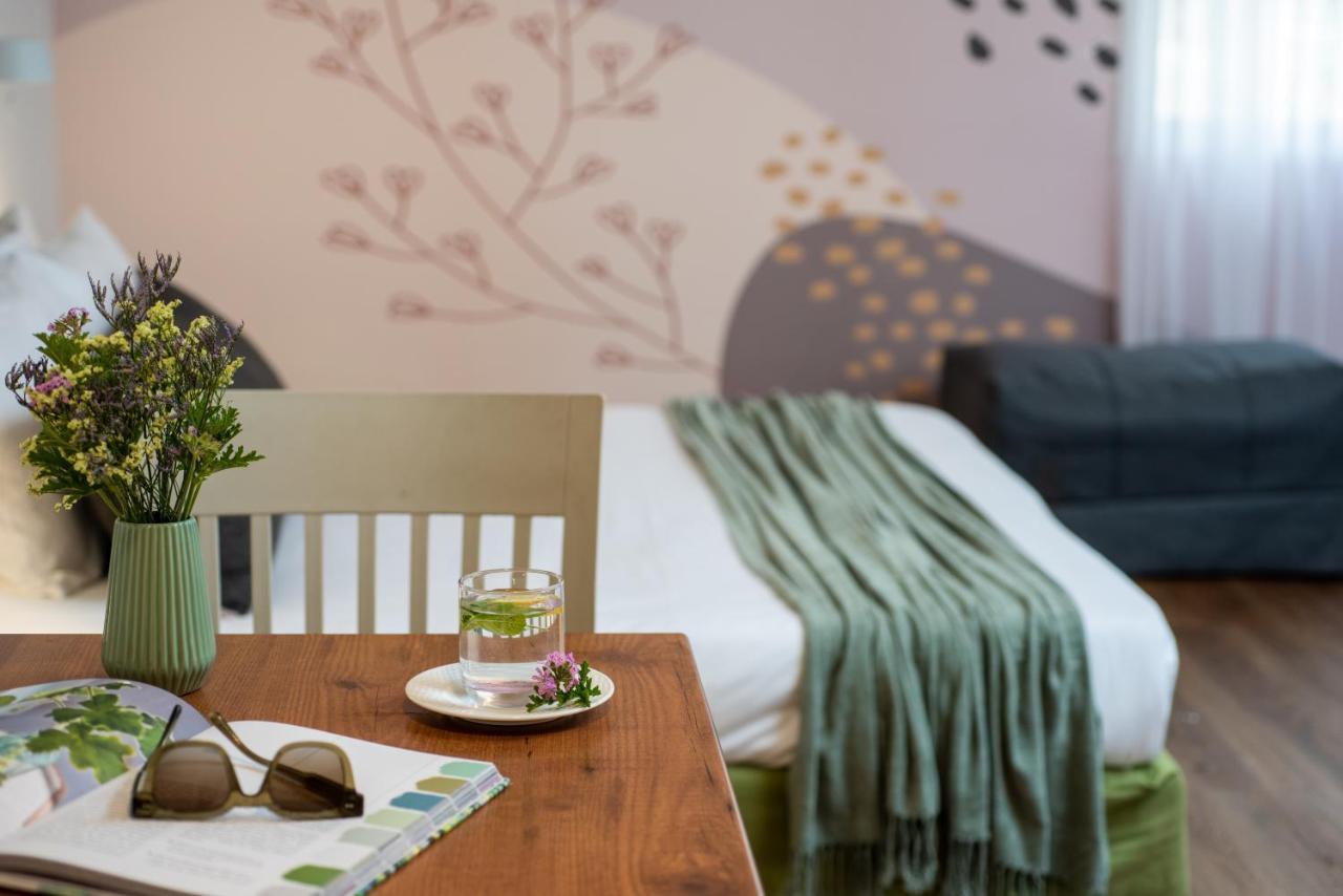 Travel Hotel Eilon Elon Eksteriør billede