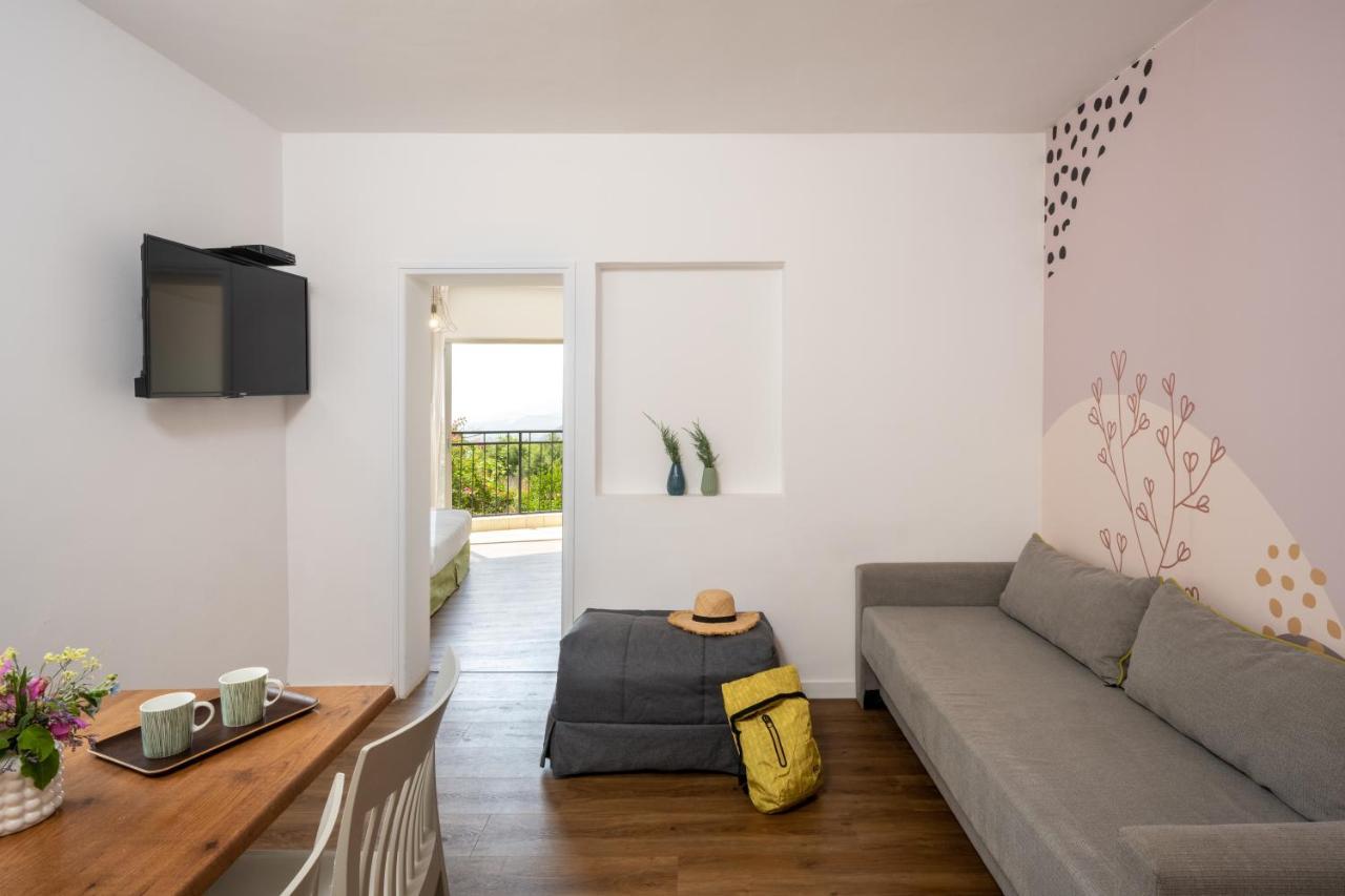 Travel Hotel Eilon Elon Eksteriør billede