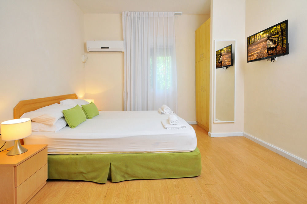 Travel Hotel Eilon Elon Eksteriør billede